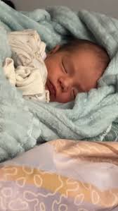 Dios es fiel en saber a quien darnos como compañeros en la vida, amigos,  colegas, familiares y en especial los hijos! No puedo decir algo negativo  del mío! , Sano, fuerte, inteligente, carismático y ...