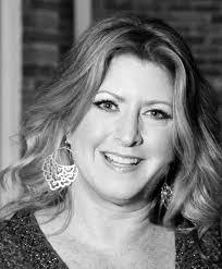 Taylor Shomaker's Instagram, Twitter & Facebook