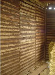 Facilitamos palets para que personas sin conocimientos previos pueda fabricarse sus propios muebles a bajo coste. Como Construir Una Casa Con Pallets