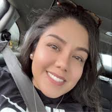 Kera Davis's Instagram, Twitter & Facebook