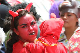 Historias, fotos, notas, trips y otros chunches . . .: septiembre 2008