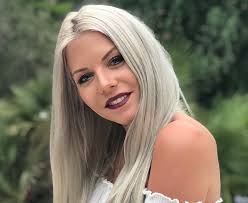 Epingle Sur Celebrites
