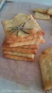 La Fee Stephanie Crackers Au Romarin Un Delice Recette Aperitif Dinatoire Recette Aperitif Recette Apero Dinatoire