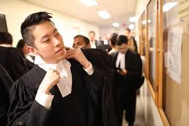 It afflicts those lawyers who have reached the pinnacle of professional status by achieving the position of judge, infecting. Why Do Barristers Wear Gowns And Why Are They Black