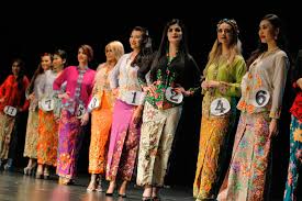 We did not find results for: Tampak Lebih Klasik Ayu Faktor X Kebaya Nyonya Masih Digemari Penggemar Fesyen Mode Mstar
