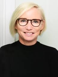 In this blog, we are going to introduce you to microsoft office 365 and its applications and services. Andrea Kutschan Trainer Digital Workplace Training Specialist Office 365 Migrationsschulungen Train The Trainer Auf Www Freelancermap At