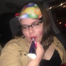 Ella Mosher (@Elllammo)