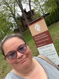 Stacy Fulkerson's Instagram, Twitter & Facebook