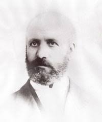 Robert Sherratt's Instagram, Twitter & Facebook