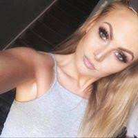 Amber Cropper's Instagram, Twitter & Facebook