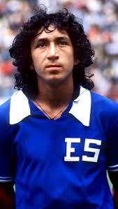 🇸🇻 Former midfielder of the El Salvador national team