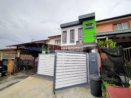 The residents are blessed with ample amenities around the commercial centres. Fully Renovated 2 Storey Taman Bukit Mewah Kajang Aaaprops The Best Property Deal Is Here