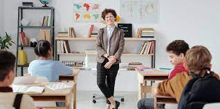 École Montessori : Création, Diplômes, Statut, Financements