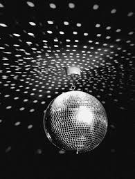 Ballroom Scene: From Underground Vogue to Mainstream 1920-2020 by Mariana  Braga - Issuu