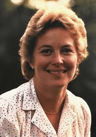 Dena Holbrook's Instagram, Twitter & Facebook