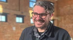 Lily Allen is 'vicious' and 'raw'