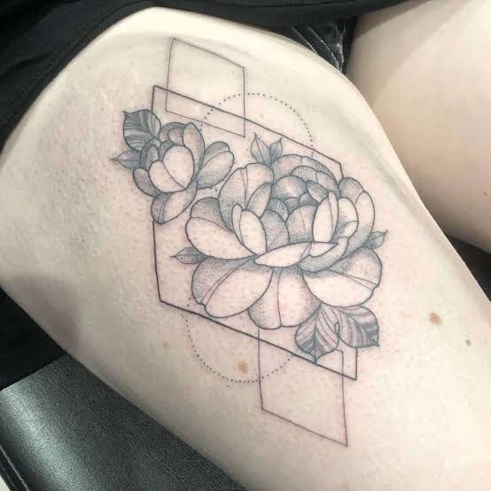 50 Geometric Flower Tattoo Ideas