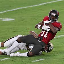 (born july 10, 1988) is an american football wide receiver for the tampa bay buccaneers of the national football league (nfl). Tom Brady And The Buccaneers Were Blown Out Was It An Antonio Brown Curse The New York Times