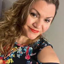 Hannah Blank's Instagram, Twitter & Facebook