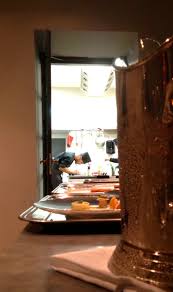 Sein vater starb, als konstantin 13 jahre alt war. Probiert Konstantin Filippou Wien Stevan Paul