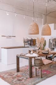 La Pop Up Spell In 2020 Store Interiors Store Design Boutique Boutique Interior