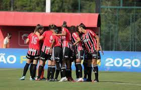 São paulo futebol clube, também conhecido como são paulo, é um clube desportivo fundado em 25 de janeiro de 1930. Sao Paulo Renova Com 15 Atletas Do Futebol Feminino Para 2021 Lance