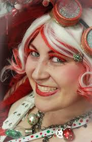 Sugar Cane the Steampunk Christmas Elf 的个人主页