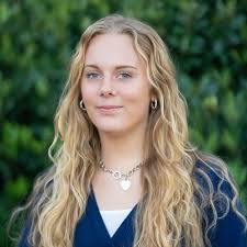 I am beyond excited and grateful to share that I will be interning with  Smithfield Foods in North Carolina for the 2023 Summer! I will be working  alongside the Grain Procurement team