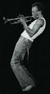 Pin By Bala Shanmugam On Blackstar Miles Davis Jazz Musicians Jazz Music