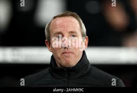 Lee Bowyer, responsable de Charlton Athletic et assistant de Johnie Jackson  responsable Photo Stock