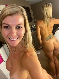 Are mommies nude selfies acceptable here?