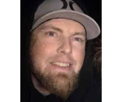 Dustin Todd's Instagram, Twitter & Facebook