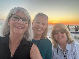 Happy heavenly birthday to my sweet girl. I miss you so much my Julie! I  know you're dancing and giggling in heaven with your dad!