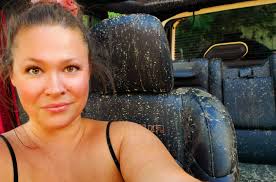 Not many photos/videos today. Thanks for an awesome day out Thorsten. Had a  ball. You know your muddy when you have to clean the walls of the car wash  after your finished.