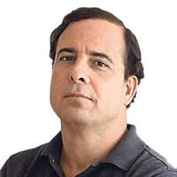 Con tu dinero financian propaganda roja”