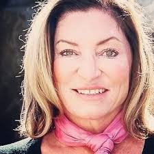 Missy Hayes's Instagram, Twitter & Facebook