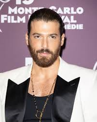 Diane Clavier réalisera "Anna et les Enfants", une comédie avec Camille  Chamoux, Alban Lenoir, Olivia Côte, Fred Testot et Esteban, actuellement en  tournage ! 🎬🇨🇵