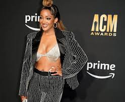 Mickey Guyton Singing