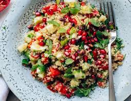 Scopri su cucchiaio d'argento le ricette con melograno da preparare direttamente a casa tua: Ricetta Tabbouleh Di Quinoa Con Melagrana E Pistacchi Cook