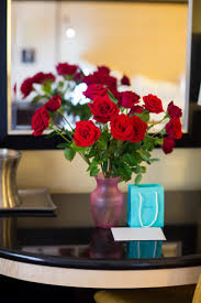 Three main types of roses are most popular for wedding flowers: Popular Wedding Flowers Bloomerent
