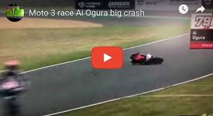 Want to play moto x3m bike race game? Youtube Moto3 Tragedia Sfiorata Dopo Incidente Ai Ogura Il Video
