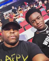 Ray McKenzie (@raytmckenzie) • Instagram photos and videos