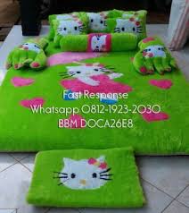 Karpet rasfur bulu karakter hello kitty dengan bahan berkualitas. Karpet Bulu Hello Kitty Hello Kitty Karpet Bulu Kids Rugs