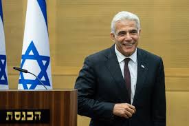 Yair lapid burst onto the political stage in israel in a big way following a surprise election result in january 2013. Cnw15nm71ak6qm
