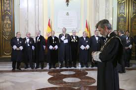 Poder judicial socializa reglamento de fortalecimiento de sistema de carrera judicial con abogados, notarios y defensa pública. Renovacion De Los Organos De Gobierno El Pais