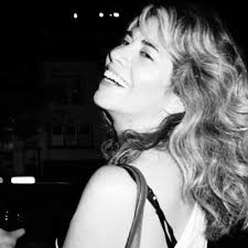 Raquel Mayer (@Raq_MaCu)