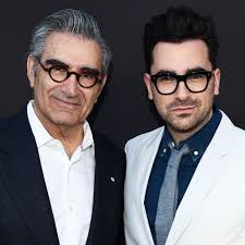 Dan levy revealed the real origins of the snl dressing room note trend. 36 Years After His Own Hosting Gig Was Cancelled Eugene Levy S Journey To Snl Comes Full Circle With Son Dan Levy Everything Zoomer
