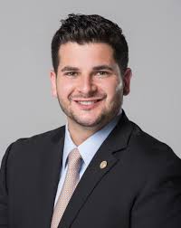 Caputo's pizzeria offers a wide selection of delicious, authentic italian foods, from pasta dishes to sandwich wraps and everything in between. Frank Caputo Dds Implant Pathway