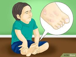 They're so little, after all, and when they throw out a complaint and joint pain combined with a persistent high fever or rash may be a sign of something more serious, so get your child to a doctor right away. 3 Ways To Treat Foot Pain In Children Wikihow
