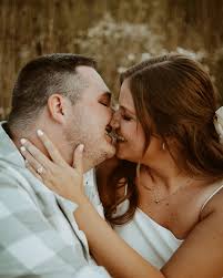 The sweetest family & an even sweeter evening at the beach 🤍
